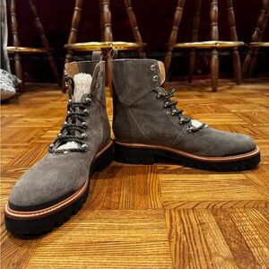 NEW Women’s Gray Suede Boots